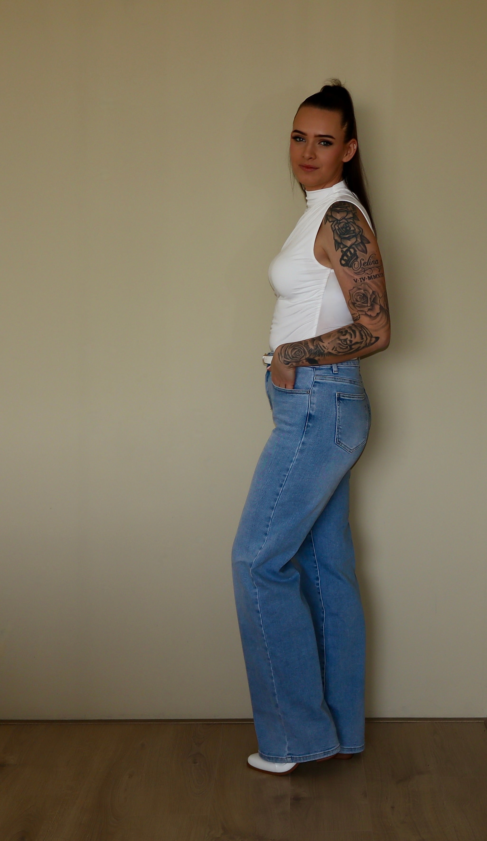 Crystal Body White